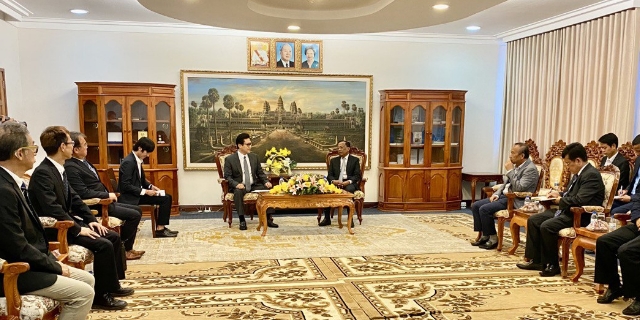 カンボジア政府との強い繋がり