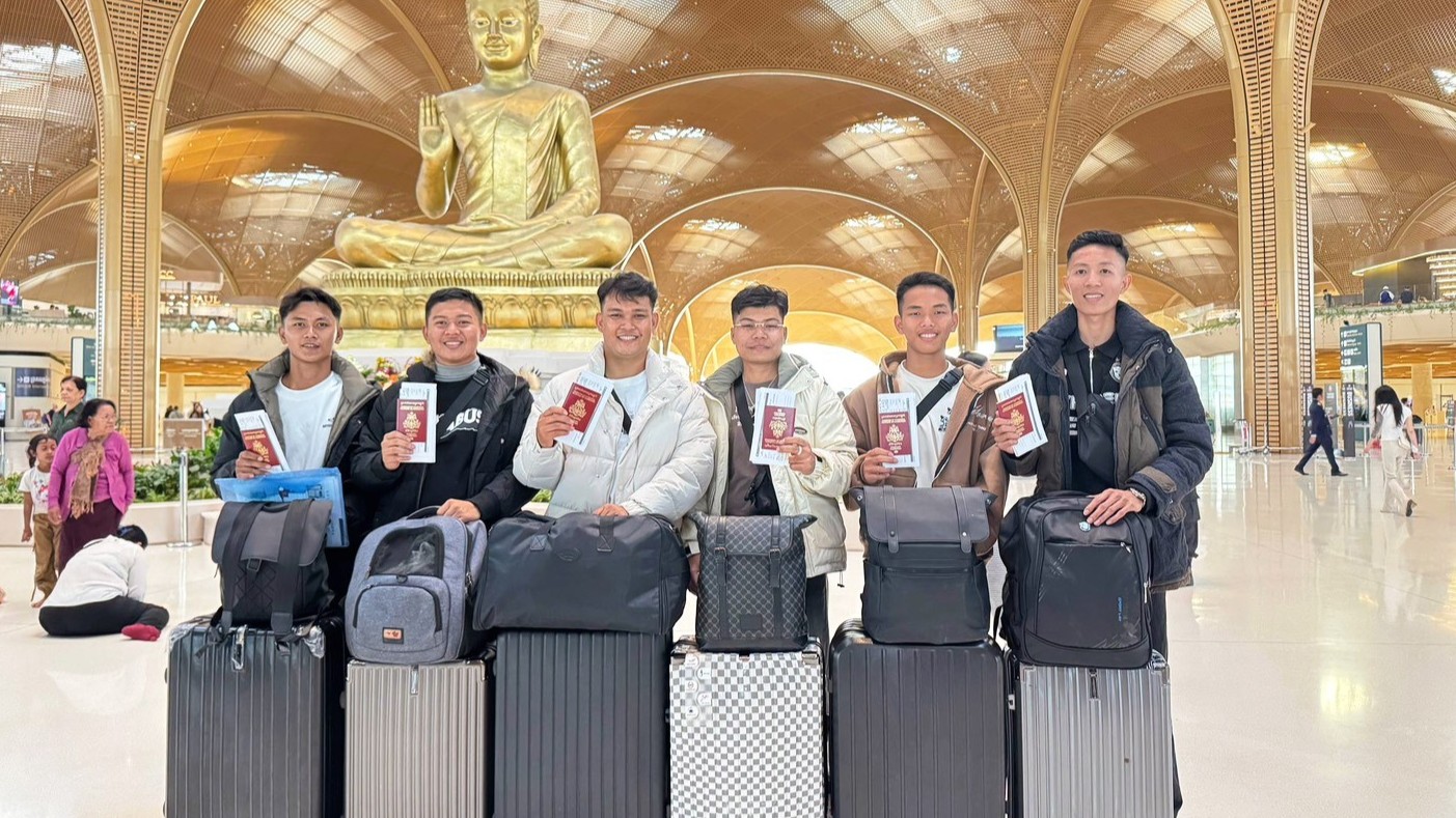 修了式＆日本へ出国（埼玉県のオフセット印刷作業6名）